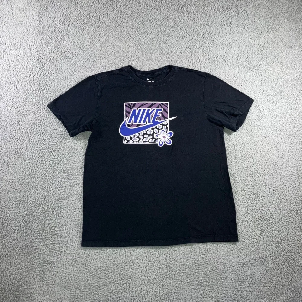 The Nike T‎ Shirt Men Large Graphic Swoosh Short Sleeve Retro Tee